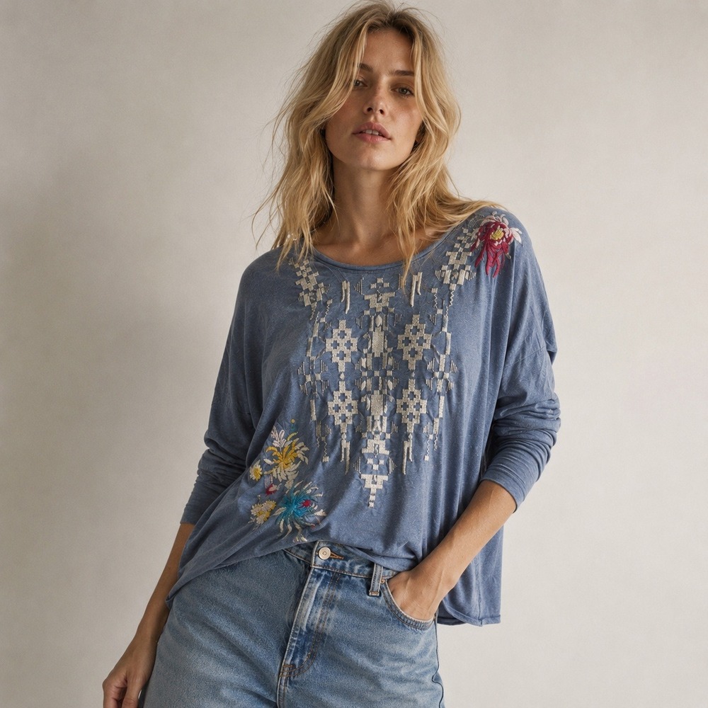 Johnny Was BIYA Embroidered Slouchy Oversized Tee Raw Hem Sz S